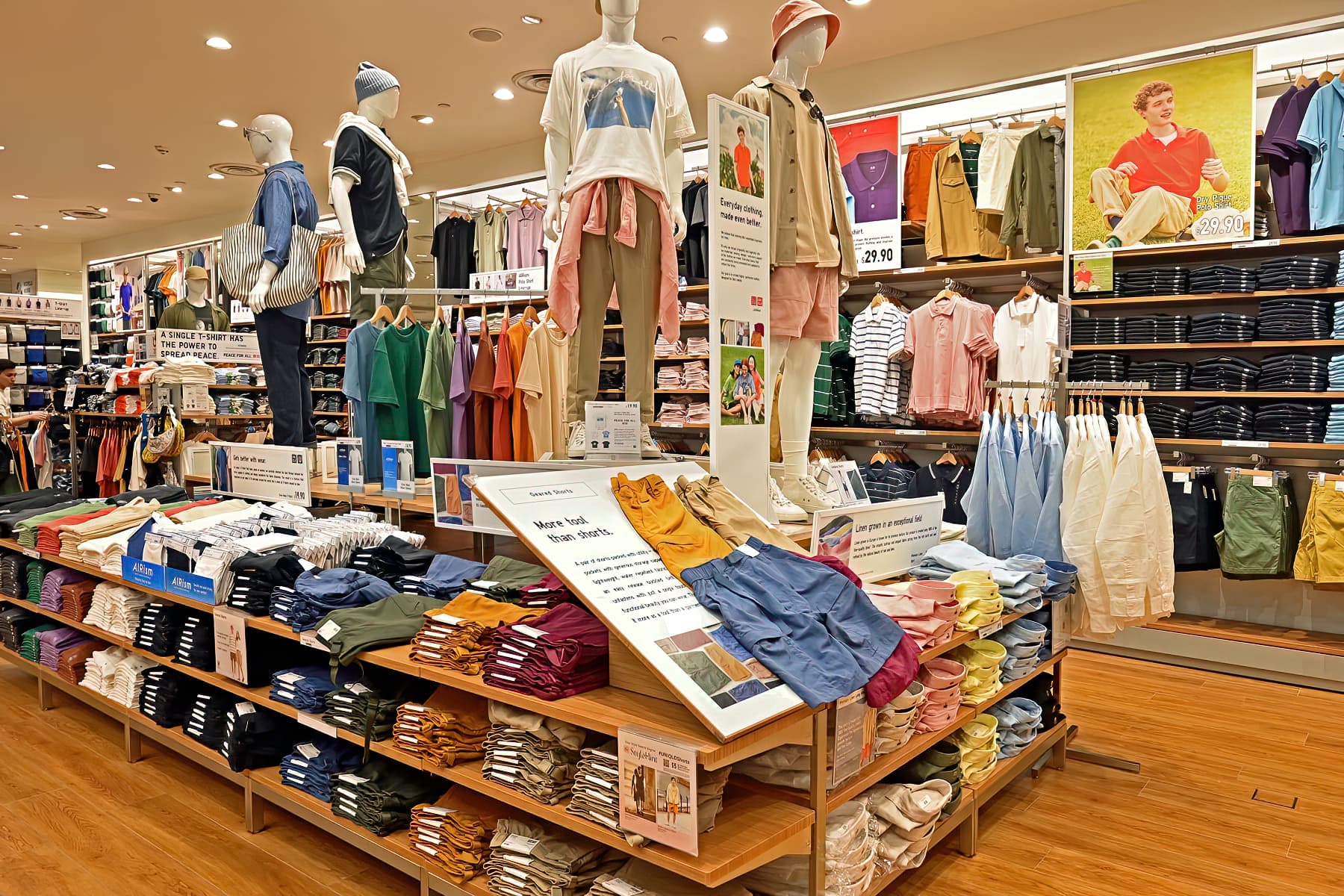 UNIQLO storefront inside VivoCity